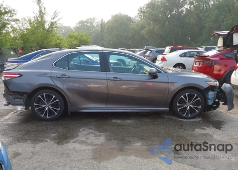 2020 Toyota Camry Se/Se Night Shade z USA, uszkodzony, nr VIN 4T1G11BK9LU005688